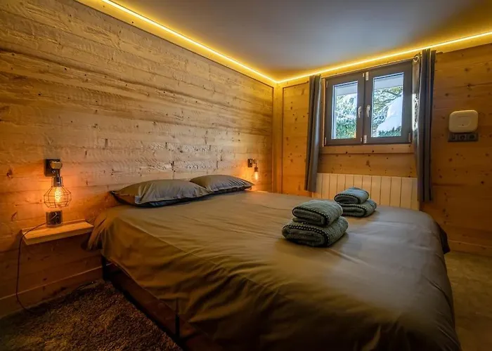 Domek alpejski Petillant Aux 3 Etangs Avec Spa, Sauna Et Veranda